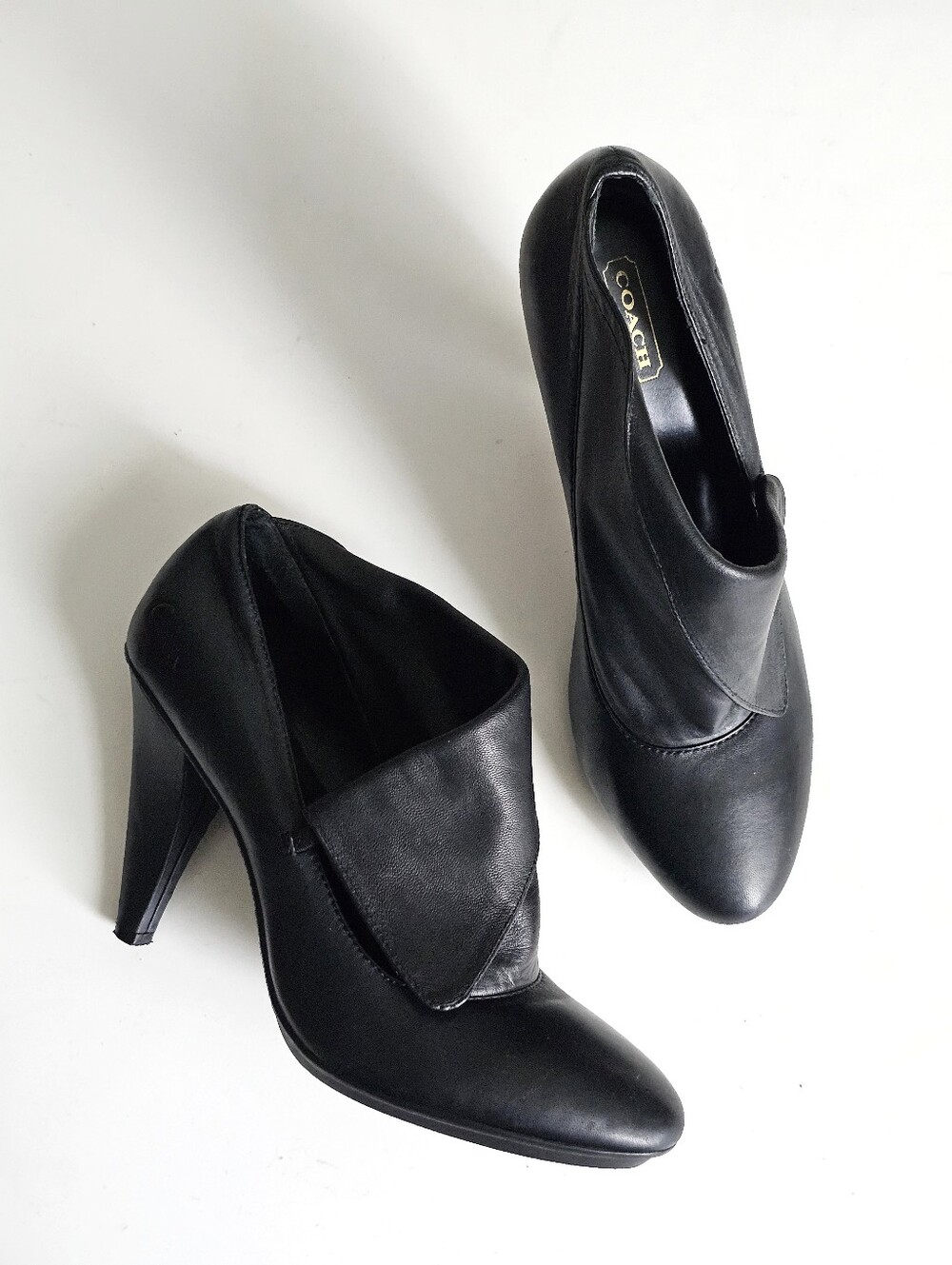 Coach Alexandria Black Leather Foldover High Heel Pumps Size 8